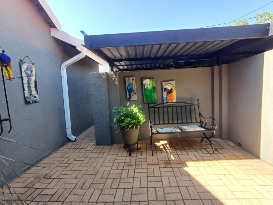 3 Bedroom Property for Sale in Stilfontein North West